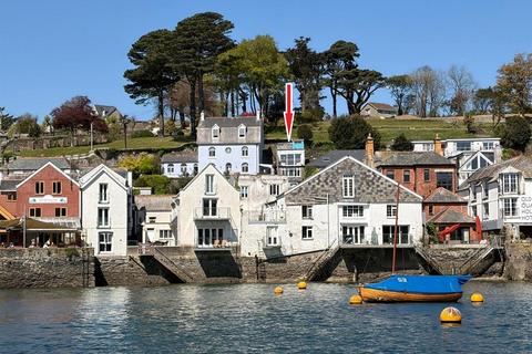 undefined, Bull Hill, Fowey