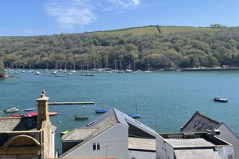 undefined, Bull Hill, Fowey