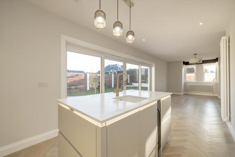 4 bedroom detached house for sale, Vandeleur Place, Edinburgh EH7