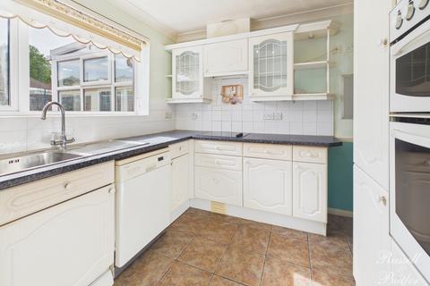 2 bedroom semi-detached bungalow for sale, Leapingwell Lane, Winslow, MK18 3LU