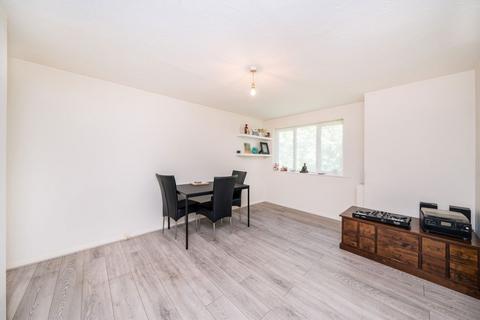 2 bedroom flat for sale, Beacon Gate, New Cross