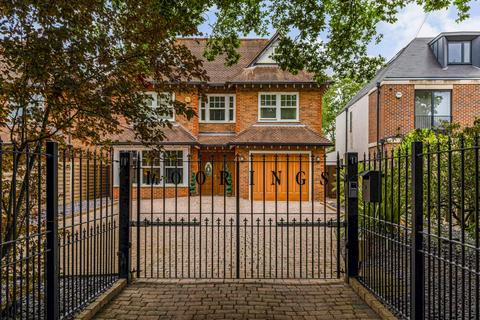 5 bedroom detached house to rent, Barnet Road Arkley EN5
