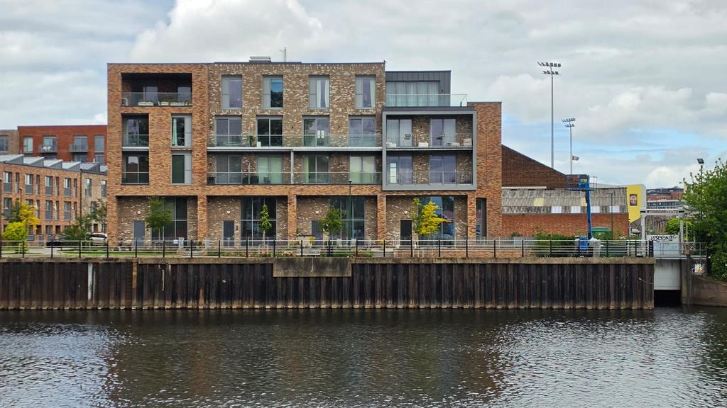 2 bedroom apartment for sale