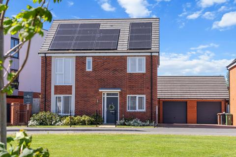 4 bedroom detached house for sale, Worcestershire WR5