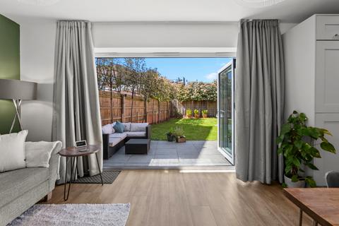 4 bedroom detached house for sale, Worcestershire WR5