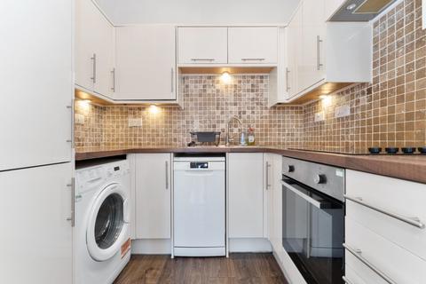 3 bedroom flat for sale, Parsons Green Terrace, Edinburgh EH8