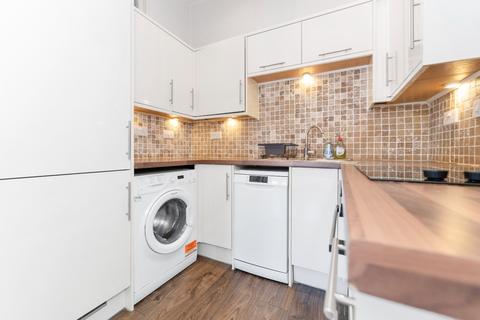 3 bedroom flat for sale, Parsons Green Terrace, Edinburgh EH8