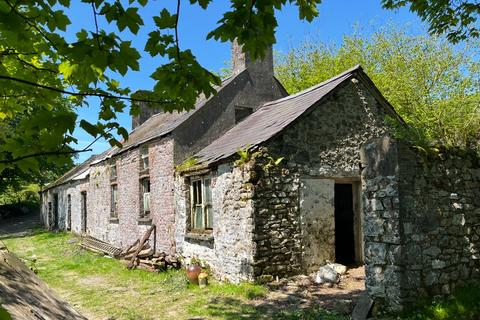 3 bedroom property with land for sale, Llanfynydd SA32