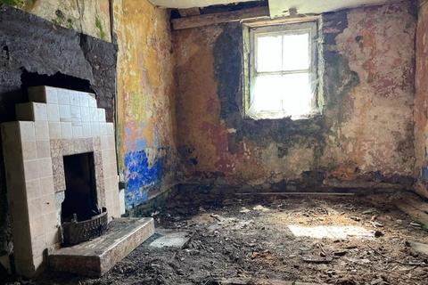3 bedroom property with land for sale, Llanfynydd SA32