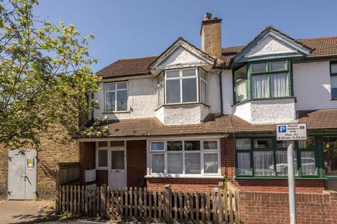 2 bedroom maisonette for sale, Grove Road, South Wimbledon, London, SW19