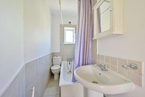 2 bedroom maisonette for sale, Grove Road, South Wimbledon, London, SW19