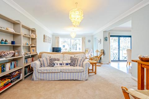 2 bedroom apartment for sale, Banks Road, Sandbanks, Poole, Dorset, BH13