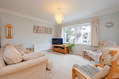 2 bedroom apartment for sale, Banks Road, Sandbanks, Poole, Dorset, BH13