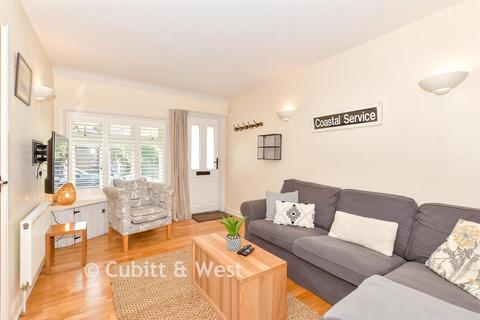 2 bedroom terraced bungalow for sale, Prinsted Lane, Southbourne PO10