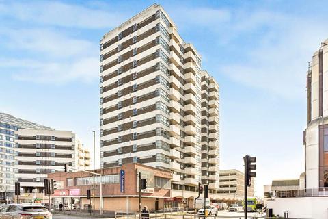 undefined, Staines Road West, Sunbury-on-Thames, Surrey