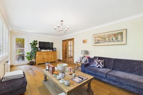 2 bedroom flat for sale, Newport Lodge, Village Road, Enfield