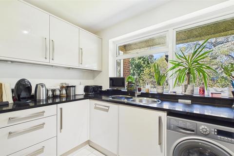 2 bedroom flat for sale, Newport Lodge, Village Road, Enfield