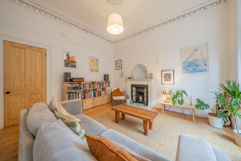 2 bedroom flat for sale, 76 Albert Avenue, Flat 0/2, Queen’s Park, Glasgow, G42 8RD