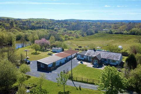 3 bedroom property with land for sale, Cilcennin, Midway Lampeter and Aberaeron