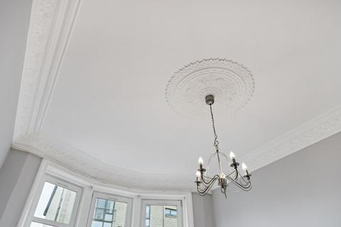 1 bedroom flat for sale, 256 Kilmarnock Road, Flat 2/1, Shawlands, Glasgow, G43 2XS
