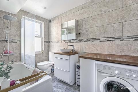 undefined, Glenthorne Road, New Southgate