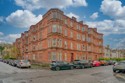 2 bedroom flat for sale, 173 Deanston Drive, Flat 3/2, Shawlands, Glasgow, G41 3JZ