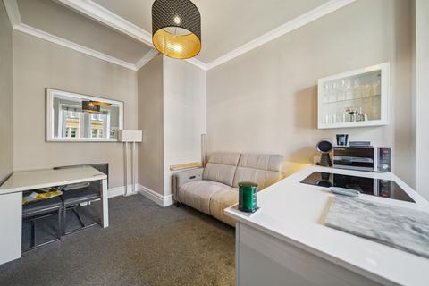 1 bedroom flat for sale, 17 Strathyre Street, Flat 2/2, Shawlands, Glasgow, G41 3LN