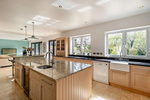 5 bedroom detached house for sale, Batchworth Lane, Northwood HA6