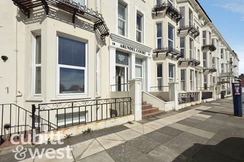 1 bedroom flat to rent, South Parade Southsea PO5