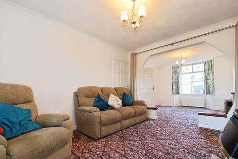 3 bedroom semi-detached house for sale, Belbroughton Road, Blakedown, Kidderminster