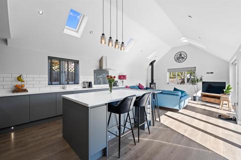 4 bedroom detached house for sale, Green Lane, Easthorpe