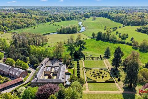 5 bedroom penthouse for sale, Goldings, Hertford, SG14