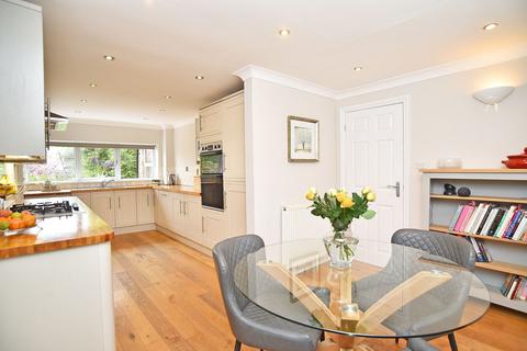 5 bedroom detached house for sale, Rosedale Close, Pannal, HG3