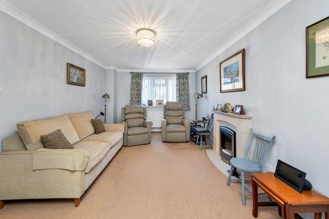 3 bedroom detached house for sale, King James Way, Royston SG8