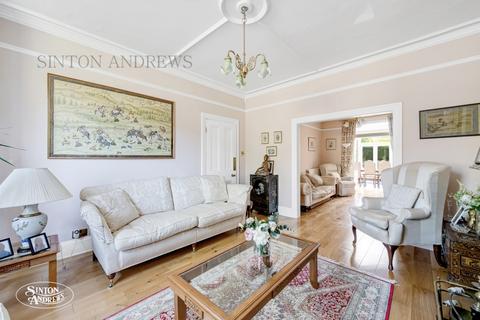 5 bedroom detached house for sale, Culmington Road, Ealing, W13