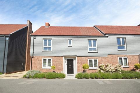 3 bedroom semi-detached house for sale, Baker Road, Chelmsford Garden, Chelmsford
