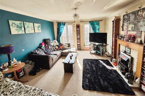 4 bedroom terraced house for sale, Spicers Court, Nottinghamshire DN22