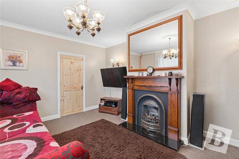 4 bedroom semi-detached house for sale, Wood Lane, Dagenham, RM8