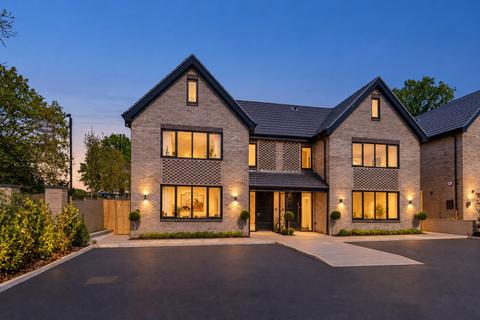 5 bedroom semi-detached house for sale, Watford Road, Radlett, Hertfordshire, WD7