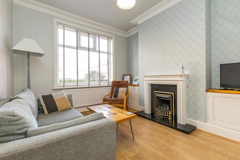 2 bedroom terraced house to rent, Hampden Road, Sale