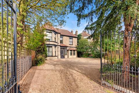 6 bedroom detached house for sale, Willesden Lane, London, NW2