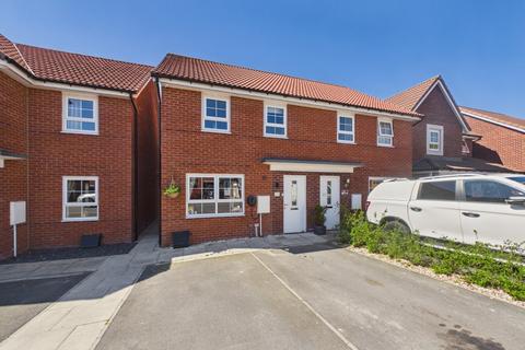 3 bedroom semi-detached house for sale, Nalton Drive, Driffield, YO25 5GE