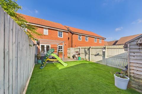 3 bedroom semi-detached house for sale, Nalton Drive, Driffield, YO25 5GE
