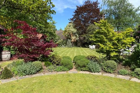4 bedroom detached house for sale, Burghfield Bridge, Burghfield, Reading, Berkshire, RG30