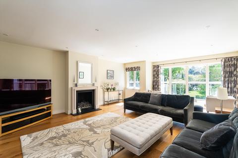 5 bedroom semi-detached house for sale, Queensmere Road, London SW19