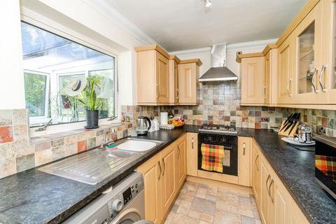 2 bedroom detached bungalow for sale, Langham Close, North Baddesley, Southampton