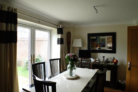 4 bedroom detached house to rent, Milton Keynes MK5