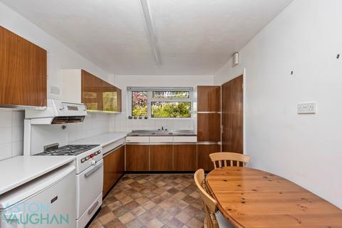 4 bedroom detached house for sale, Hazeldene Meads, Brighton BN1
