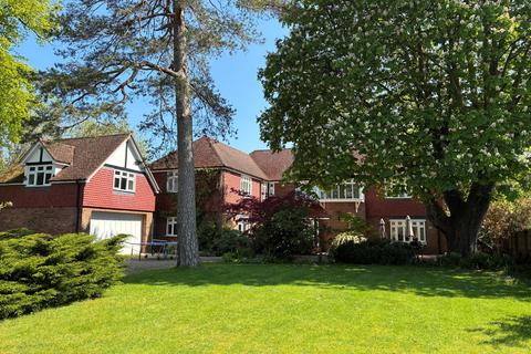 5 bedroom detached house for sale, Ashley Road, Charlton Kings, Cheltenham, Gloucestershire GL52