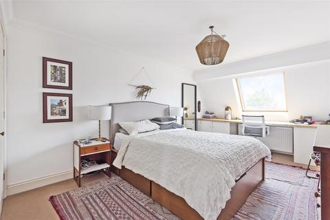 3 bedroom semi-detached house for sale, South Worple Way, East Sheen, SW14